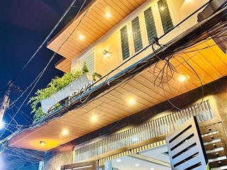 Bán nhanh nhà trần quang diệu, phường 14, q3, dt 55m2, hẻm 6m ô tô đi vào thoải mái, giá 3tỷ 100tr