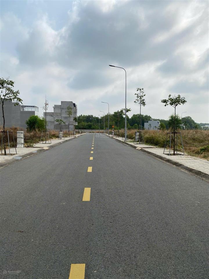 Mở bán lô đất mặt f0 tiền đường nguyễn duy trinh, dt 180m2, giá 5 tỷ 300tr, có sổ hồng