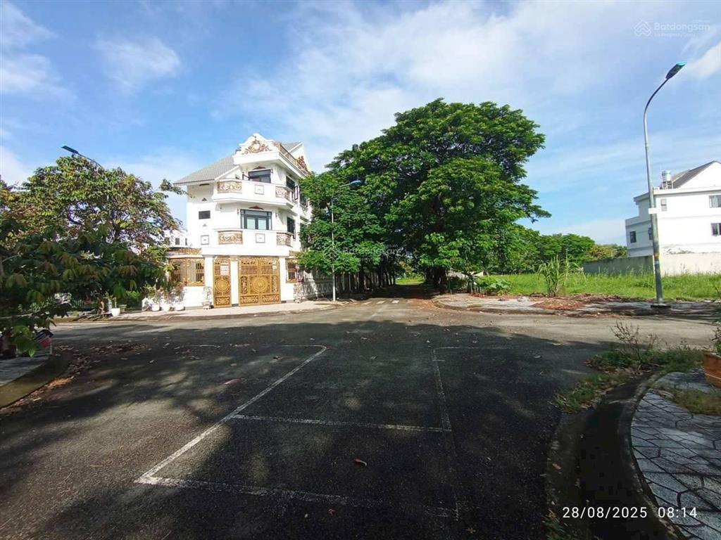 Mở bán đất nền f0 tại đường tam đa, trường thạnh, thủ đức dt 270m² full thổ cư, giá chỉ 4,22 tỷ.