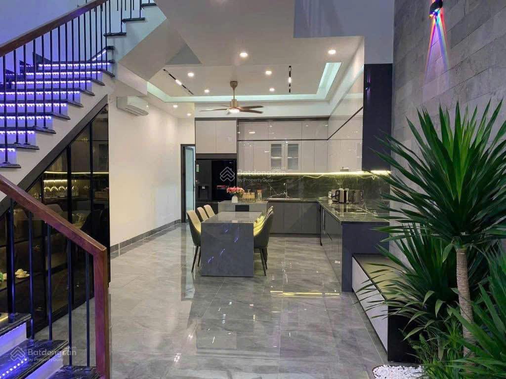 Bán nhà riêng hàng hiếm tại hẻm kỳ đồng, phường 9, quận 3, giá 3,46tỷ,dt 70m2 (6x11,6m), sổ hồng đủ