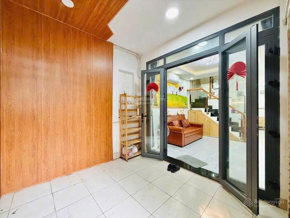 Tôi chính chủ cần bán gấp nhà tại đường trần quốc thảo, phường 9, q3, dt 48m2 (4x12m)