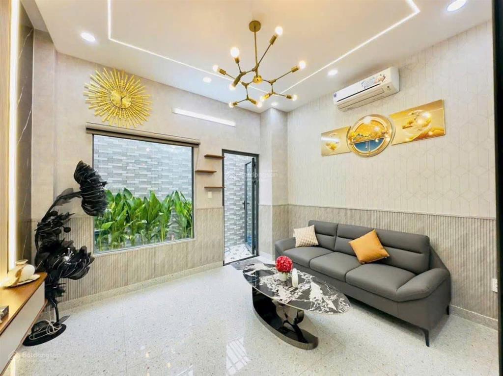 Bán nhanh nhà tại đ. pasteur, p.võ thị sáu, q.3, giá 2,99 tỷ,dt 56m2(4x14m), dòng tiền 18tr/tháng.