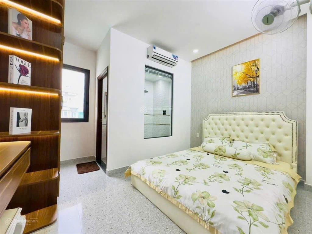 Bán nhanh nhà tại đ. pasteur, p.võ thị sáu, q.3, giá 2,99 tỷ,dt 56m2(4x14m), dòng tiền 18tr/tháng.