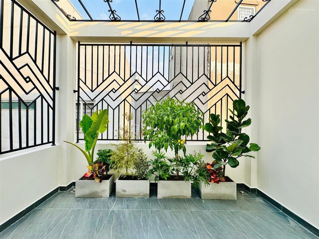 Nhà xe hơi đậu cửa | dt 72,8m2 âu dương lân, p.2, quận 8| giá 3,29 tỷ (tl), shr, hđt 22tr/th