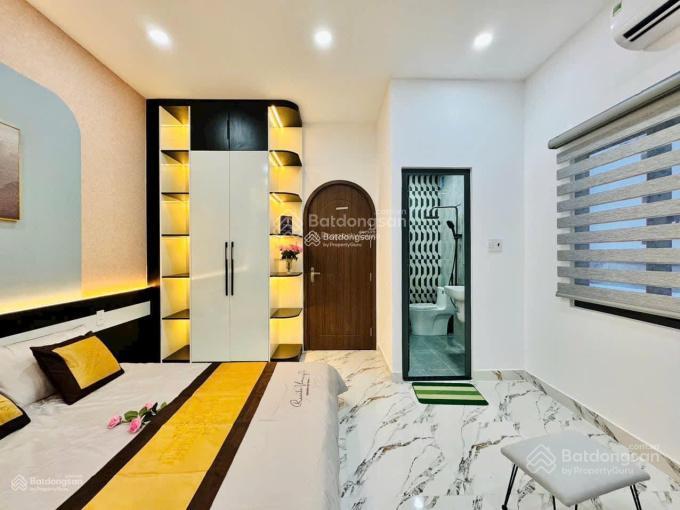 Chủ bán gấp nhà sang trung quốc định cư với con nhà hxh 418/ trần phú, p7, quận 5, 73m2, 5tỷ4