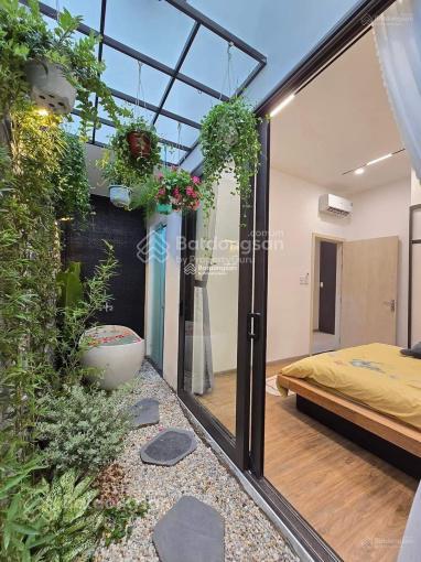 Chủ bán gấp nhà sang trung quốc định cư với con nhà hxh 418/ trần phú, p7, quận 5, 73m2, 5tỷ4