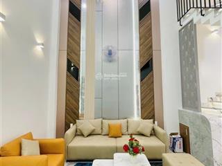 Chính chủ bán nhà đường nguyễn thị minh khai, p5, quận 3, 70m2, đang cho thuê 25 tr/th