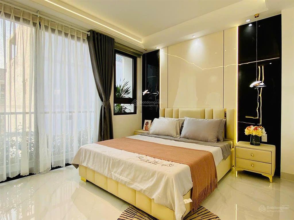 Chủ bán gấp nhà đường triệu quang phục, 2 tỷ 780 triệu, p.11, q.5, 95m2, đang cho thuê 27tr/th.