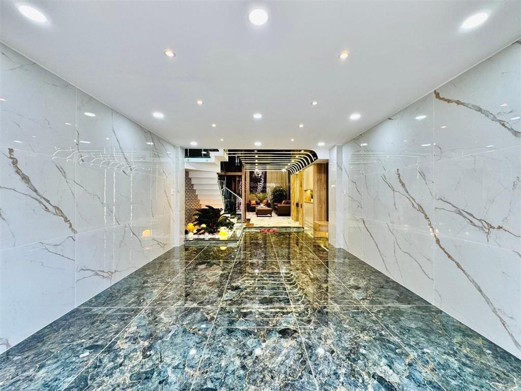 Chính chủ bán nhà đường tuệ tĩnh, p.11, q.11, 90m2, (6x16) 2 tỷ 970, ô tô tận nhà, hoàn công đủ.