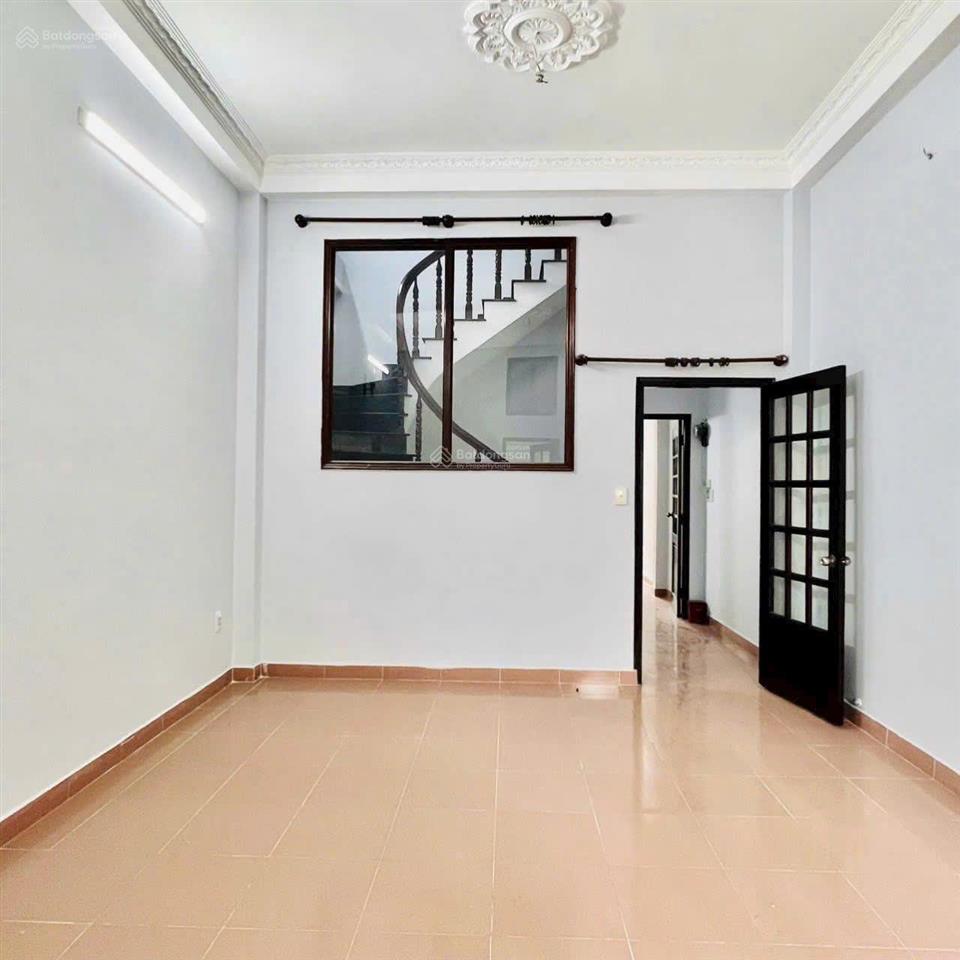 Nhà cần bán gấp hẻm xe hơi nguyễn văn khối p.11 gv, giá2.8 tỷ. dt67m2, 3 tầng. sổ hồng riêng.