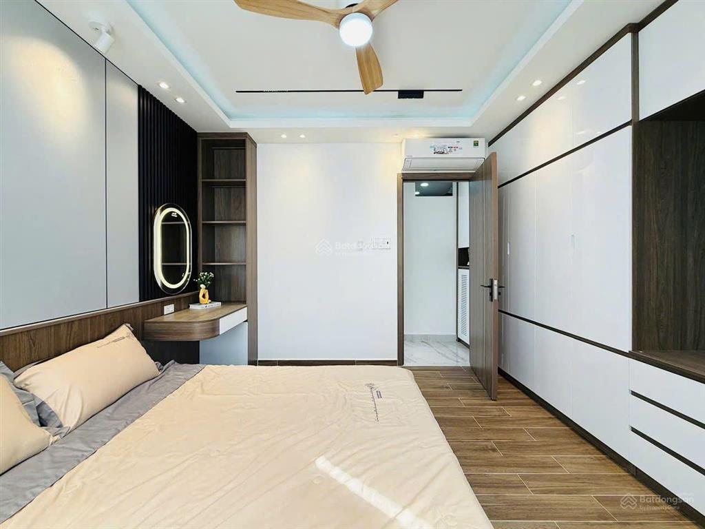 Cô mai cần bán gấp nhà phan huy ích, p.12. gò vấp. giá 3,32 tỷ. dt 60m2. 4tầng. sổ hồng riêng.