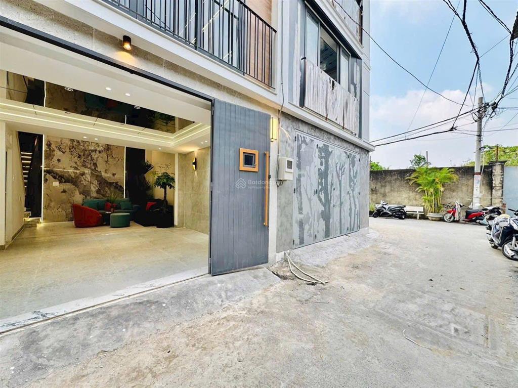 Nhà đẹp cần bán chỉ 2 tỷ 890 trước tết ngay tại gò vấp, khu mới đầu tư cực tốt. dt 67,2m2, shr, hđt