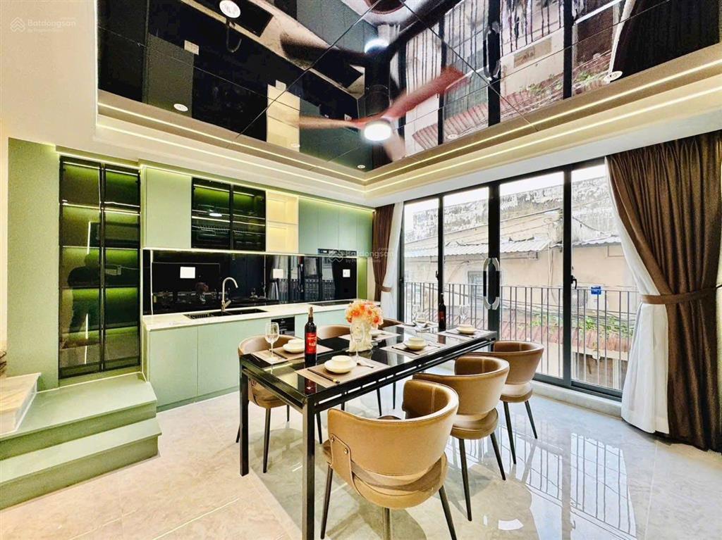 Nhà đẹp cần bán chỉ 2 tỷ 890 trước tết ngay tại gò vấp, khu mới đầu tư cực tốt. dt 67,2m2, shr, hđt