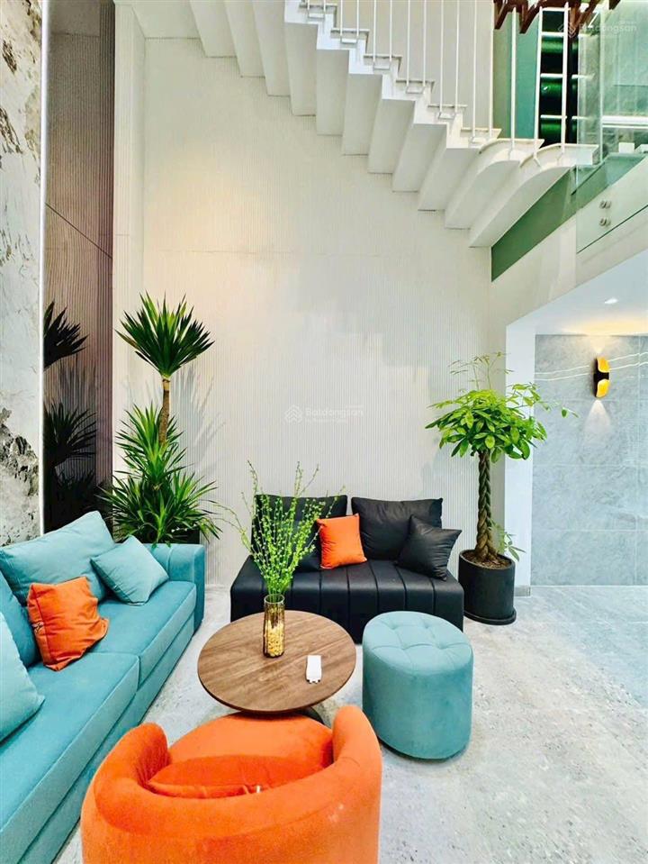 Nhà đẹp cần bán chỉ 2 tỷ 890 trước tết ngay tại gò vấp, khu mới đầu tư cực tốt. dt 67,2m2, shr, hđt