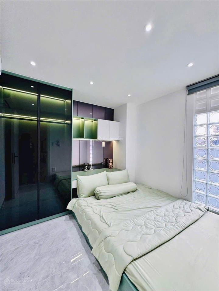 Nhà đẹp cần bán chỉ 2 tỷ 890 trước tết ngay tại gò vấp, khu mới đầu tư cực tốt. dt 67,2m2, shr, hđt