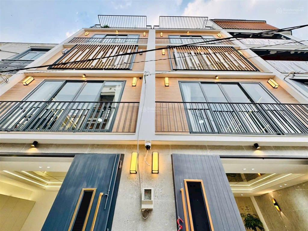 Nhà đẹp cần bán chỉ 2 tỷ 890 trước tết ngay tại gò vấp, khu mới đầu tư cực tốt. dt 67,2m2, shr, hđt