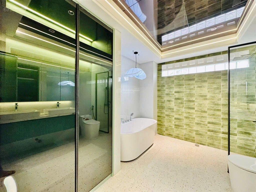 Nhà đẹp cần bán chỉ 2 tỷ 890 trước tết ngay tại gò vấp, khu mới đầu tư cực tốt. dt 67,2m2, shr, hđt