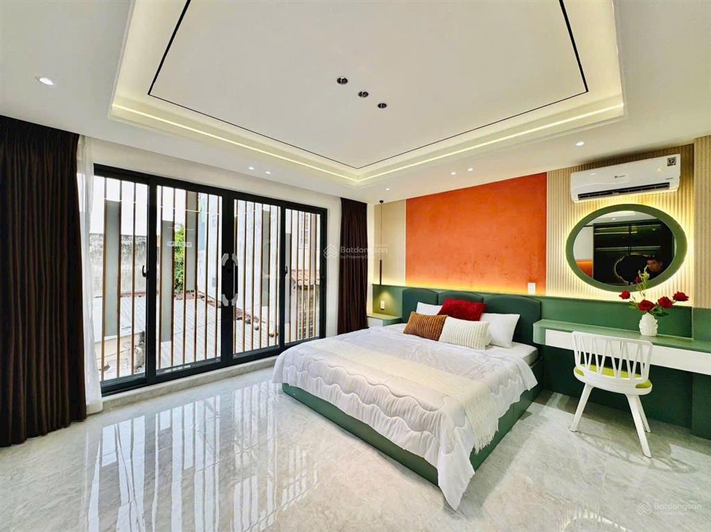 Nhà đẹp cần bán chỉ 2 tỷ 890 trước tết ngay tại gò vấp, khu mới đầu tư cực tốt. dt 67,2m2, shr, hđt