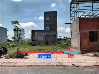 Đất kdc bán gấp trước tết giá tốt 2 tỷ 100tr tại quận 12. dt 63m2, shr sang tên ngay,  0901 388 ***