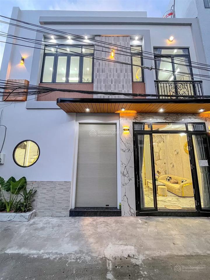 Chủ ngộp bank bán gấp giá 2,67 tỷ nr tại q11, trần quý. dt 70m2, shr, hđt kinh doanh 17 triệu/1 th.