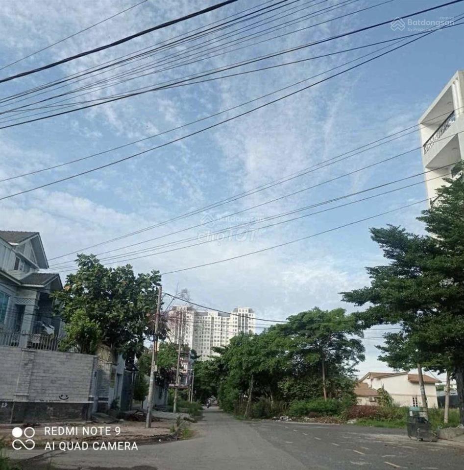 Chủ kẹt tiền bán đất giá cực tốt 3,4tỷ ở kdc quận 8. sổ hồng trao tay, dt 92m2, ngang chuẩn 5m, plc