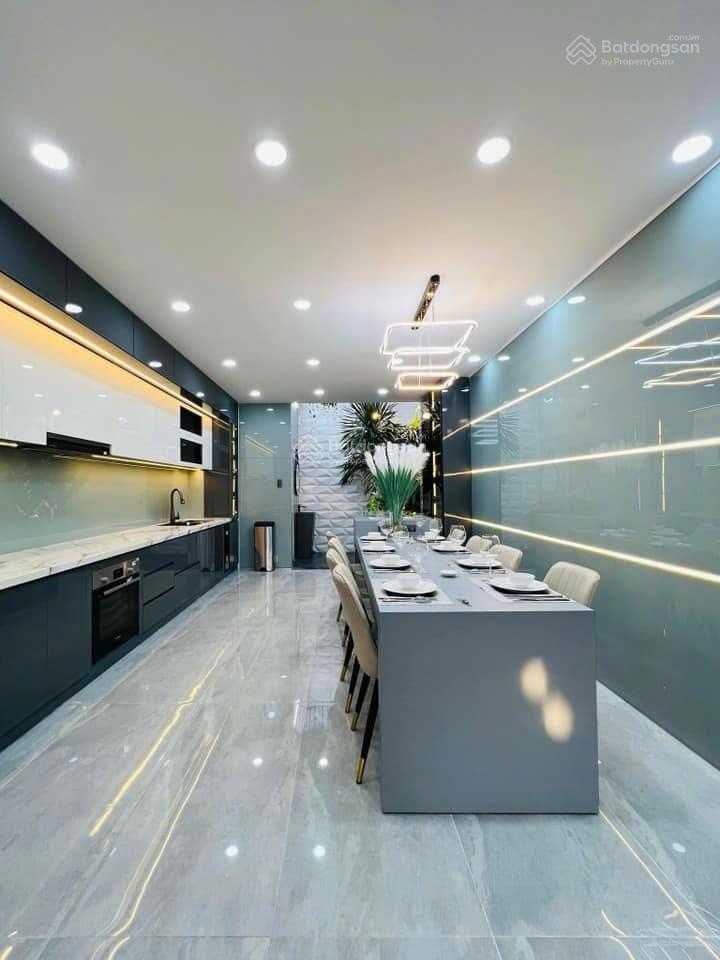 Sở hữu ngay căn nhà hxh đường vườn chuối , p4 , q3 dt 81m2 giá 3 tỷ 390 sổ hồng riêng chính chủ