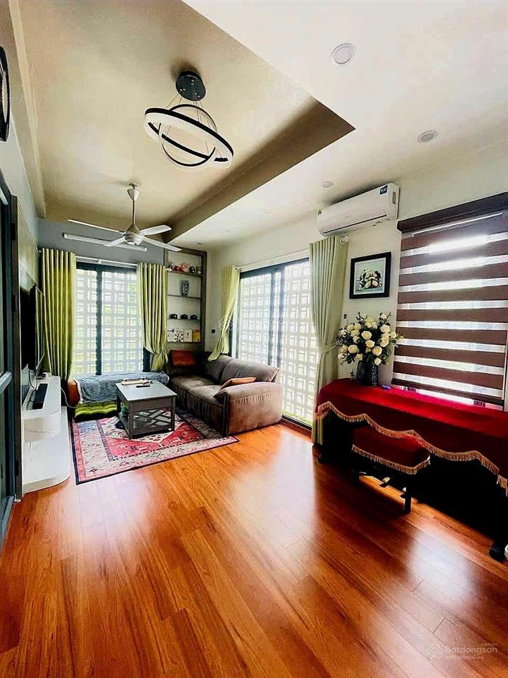 Mặt phố hoàng ngân 68m2 4t mt 6m 25 tỷ, lô góc  đường 2 làn ô tô tránh  kinh doanh đỉnh cao