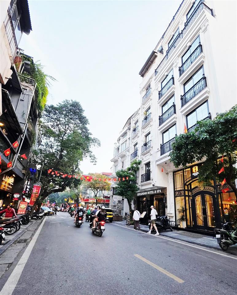 30 tỷ nhỉnh có nhà mặt phố hàng gà 38m*5t, view trọn ngã 5 hàng phèn, hàng gà, cửa đông, nhà hỏa