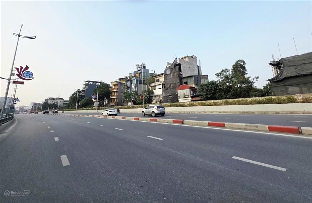 Mặt phố âu cơ 7 tầng thang máy dt 365m mt 16m 150tỷ thiết kế châu âu, mặt phố doanh thu gần 3tỷ/năm