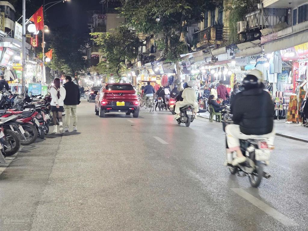 Mặt phố cổ mã mây 145m đất mt6m 130 tỷ nhỉnh phố tây siêu vip  mảnh đất vàng trong hàng phố cổ.