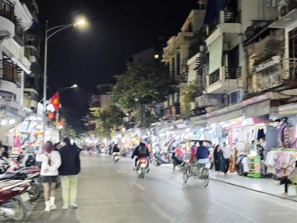 Mặt phố cổ mã mây 145m đất mt6m 130 tỷ nhỉnh phố tây siêu vip  mảnh đất vàng trong hàng phố cổ.