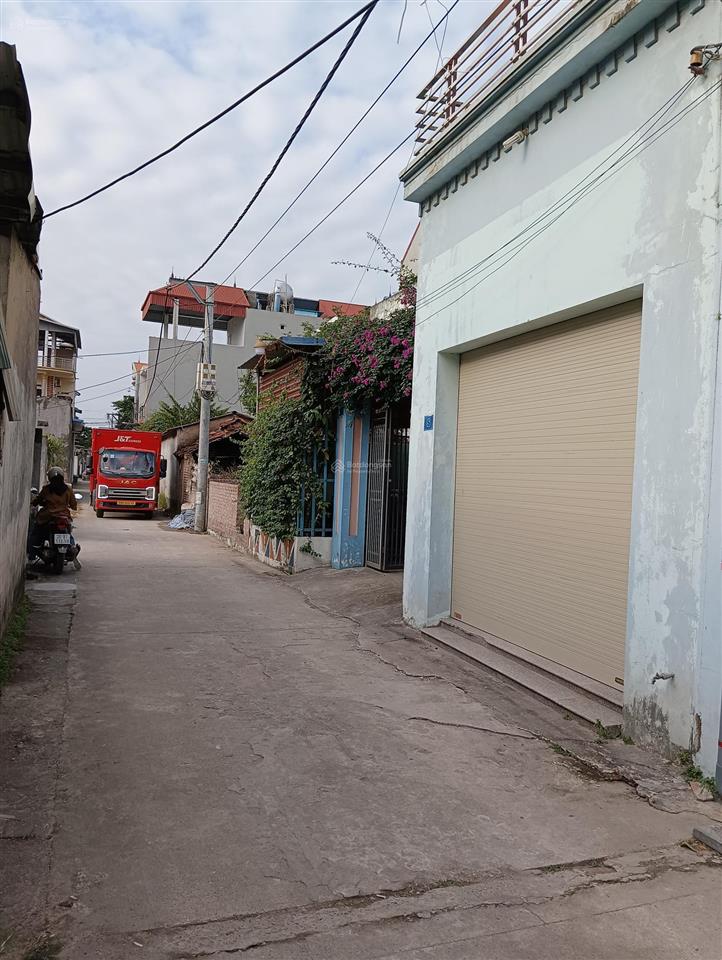 Bán nhà  xuân bách  nội bài  87m2  4,2 tỷ  đường thông ô tô