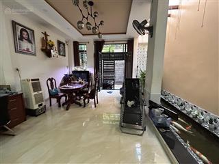 Nhà ngang 5.5m khu vực hiếm bán đường cmt8 trục tuyến metro số 2