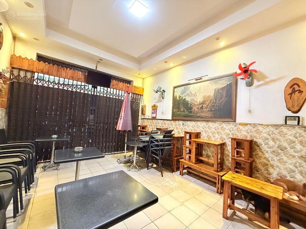 Bán nhà mặt tiền trương công định quận tân bình 24 tỷ ngang 5,3m