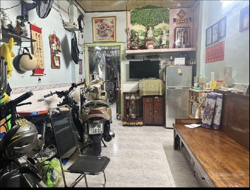 Nhà trung tâm quận 11, đường lý nam đế. 2 tầng giá tốt