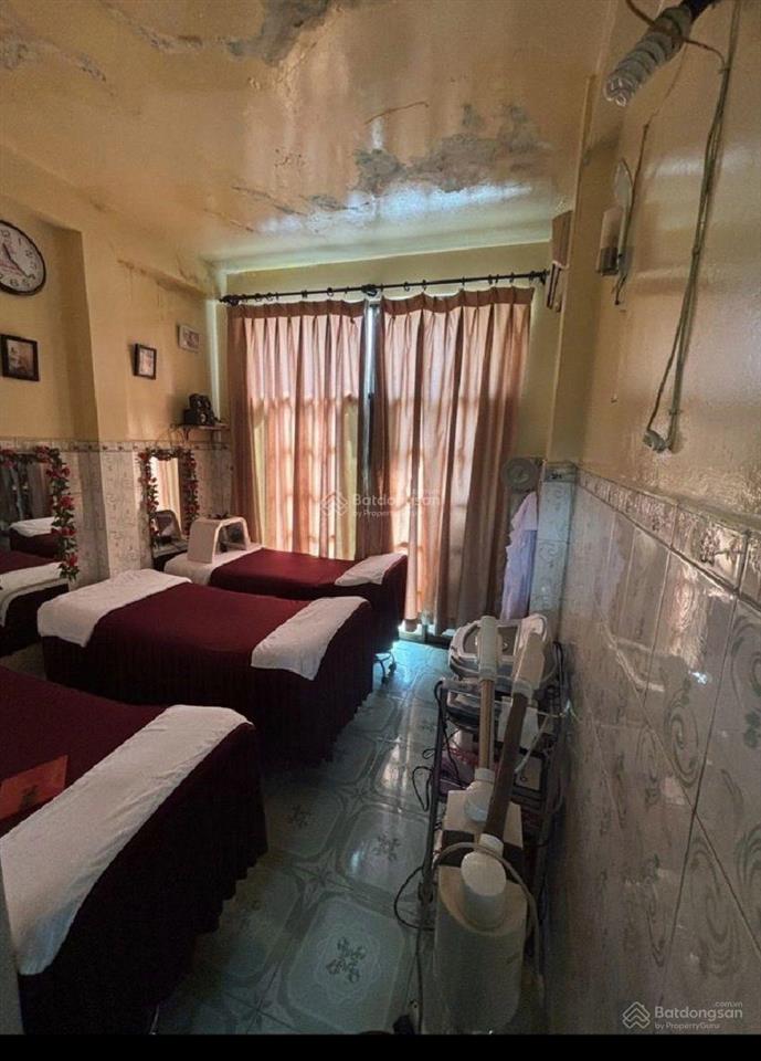 Bán nhà quận 11. 5 tầng bê tông cốt thét. ngay giao lộ lý nam đế, tân phước. giá tốt