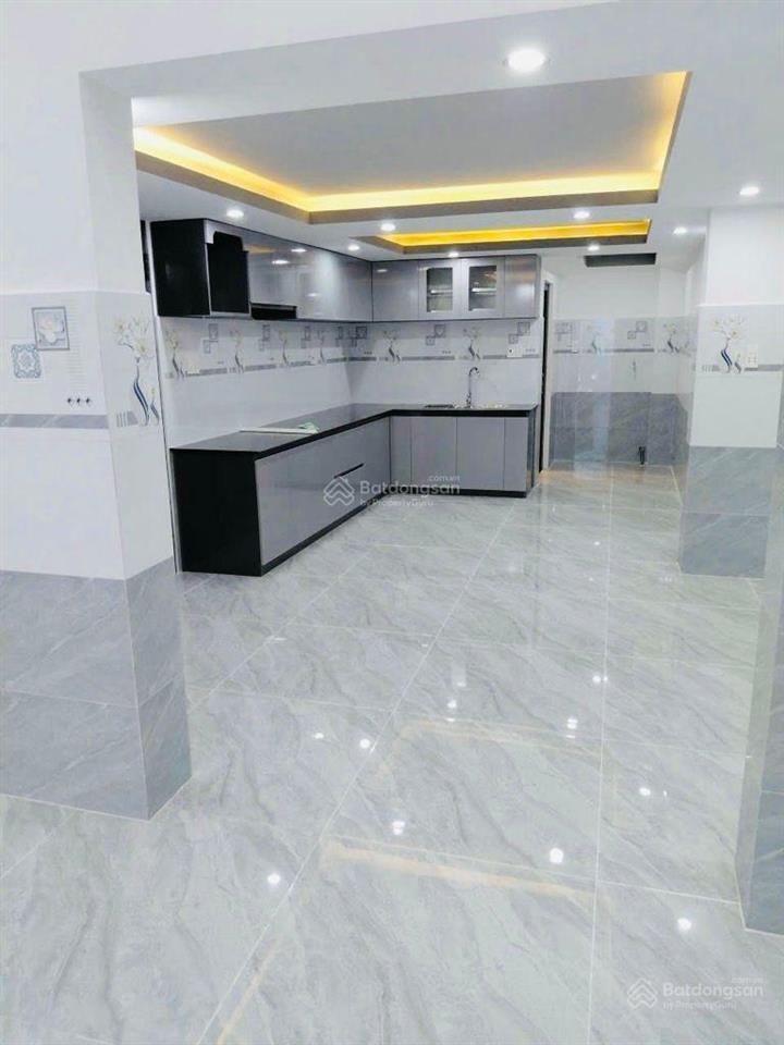 Bán nhà ngang lớn 7m đường vân thân. gần bình tiên. quận 6. nở hậu tài lộc