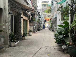 Trung tâm quận 6, đường minh phụng. 3 tầng. nhỉnh 5 tỷ xíu, diện tích (3.5m x 9m) công nhận đủ