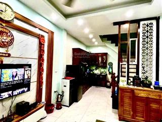 Tam trinh  mai động  giáp quận hai bà trưng  giao thông thuận tiện  nhà đẹp