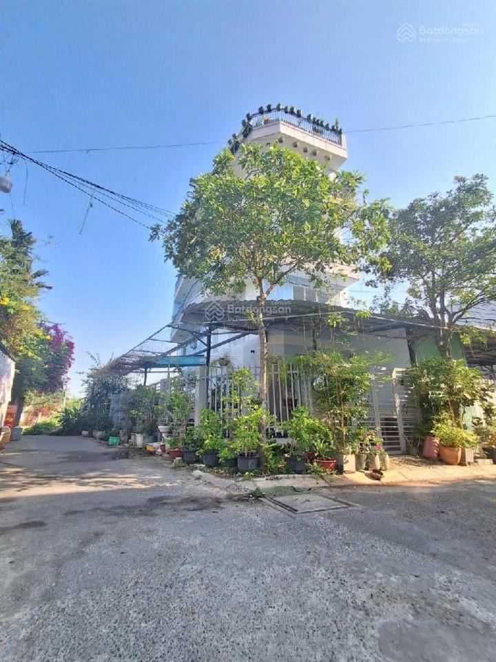 Phước kiển  nhà bè, đất đẹp, ngang to 7m phù hợp xây biệt thự nhà vườn, đường xe tải. giá 8 tỷ.
