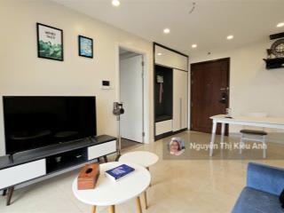 Chính chủ bán gấp căn hộ 2pn chung cư vinhomes trần duy hưng, ban công đông nam, 9,3 tỷ, full đồ