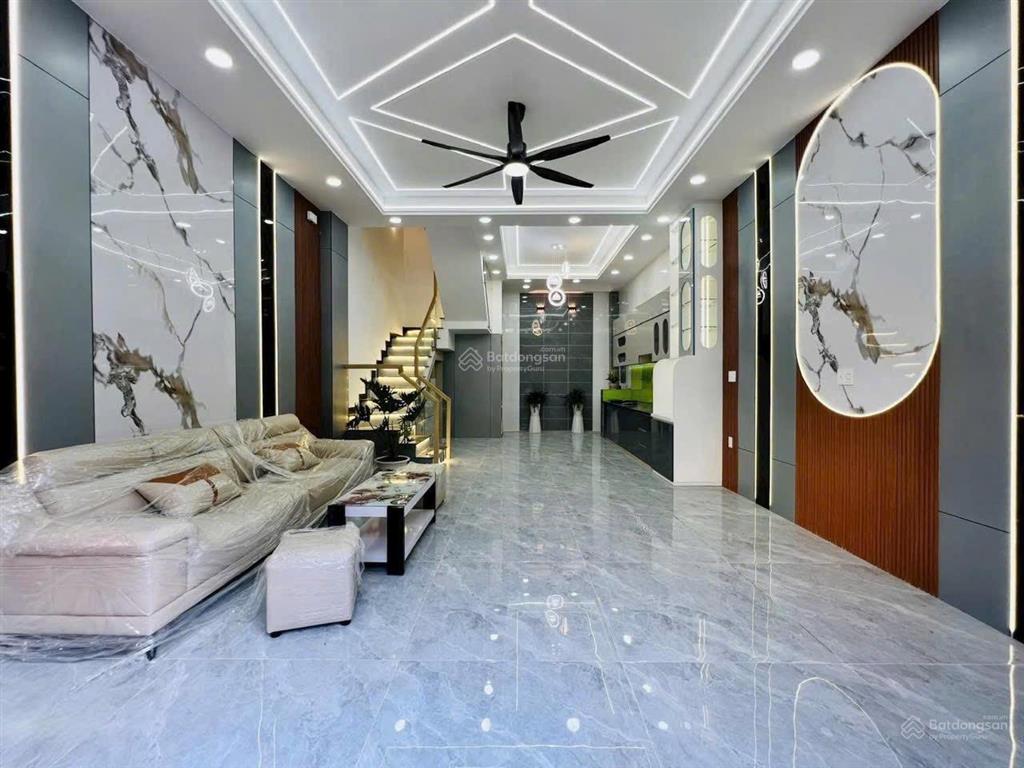 Cho thuê nhà nguyên căn nt cơ bản  sát aeon tân phú  đường 26/3 bình tân  52m  4 pn