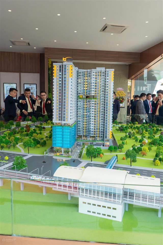 Bán căn hộ 2pn 2wc ban công đông nam mát mẻ không bị chắn view