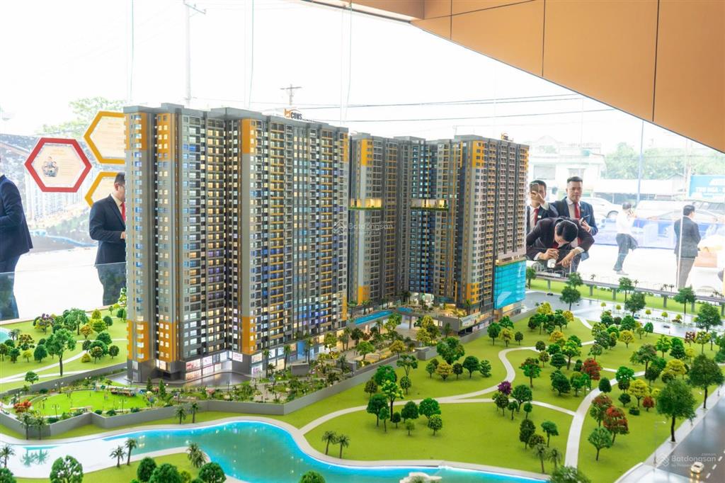 Bán căn hộ 2pn 2wc ban công đông nam mát mẻ không bị chắn view