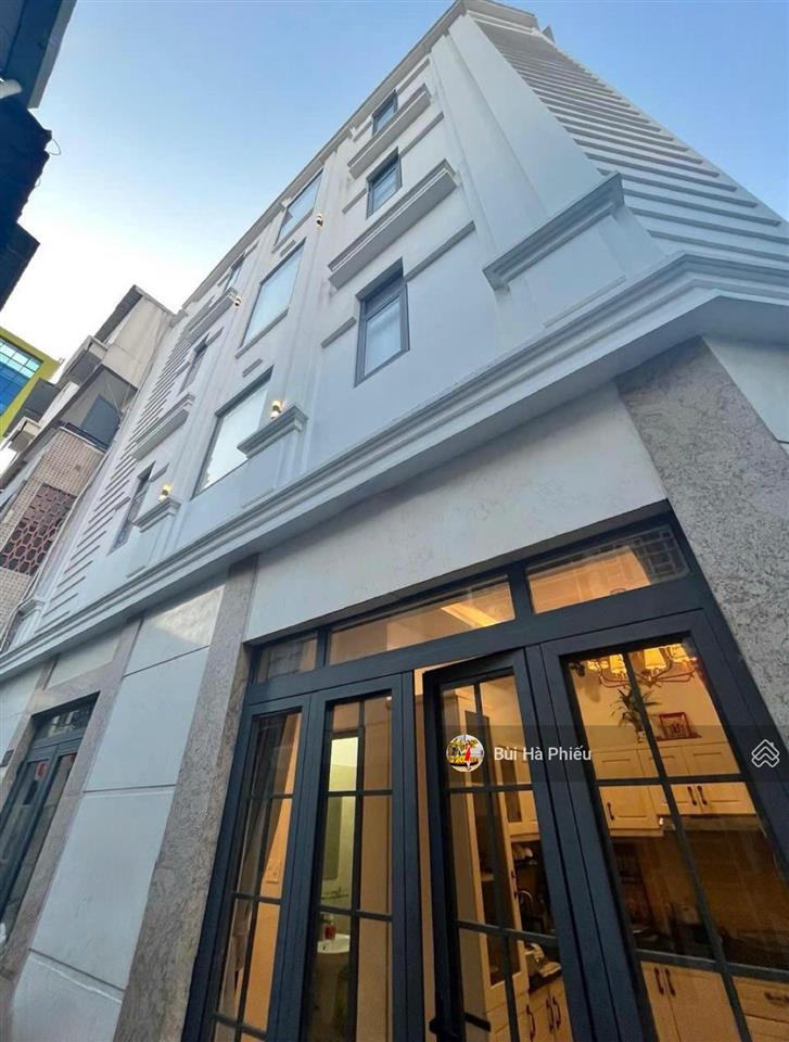 Bán nhà trung tâm phố tây đề thám q.1  lô góc thoáng  khai thác airbnb  giá tốt 12.5 tỷ bùi viện