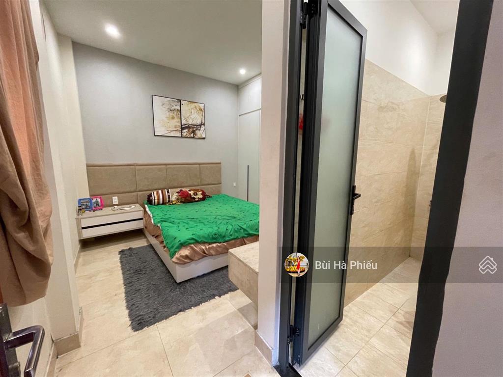 Bán nhà trung tâm phố tây đề thám q.1  lô góc thoáng  khai thác airbnb  giá tốt 12.5 tỷ bùi viện