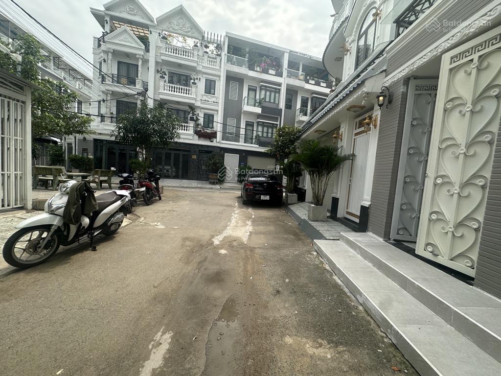 Khu vip  giảm tới đáy chỉ còn  7tỷ480  6.4x12.5m  4 tầng  nhà đậu 2 ô tô