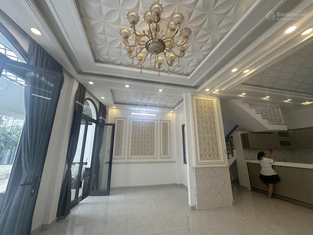 Khu vip  giảm tới đáy chỉ còn  7tỷ480  6.4x12.5m  4 tầng  nhà đậu 2 ô tô