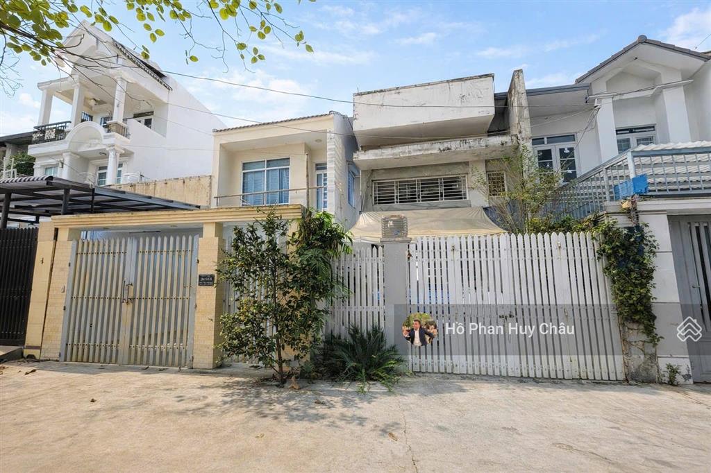 Bán nhà  100m2  6 tỷ 5  oto thông thoáng  đào tông nguyên  nhà bè