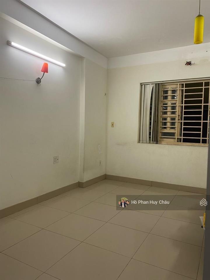 Bán nhà  100m2  6 tỷ 5  oto thông thoáng  đào tông nguyên  nhà bè